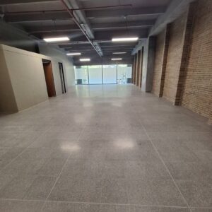 Oficina en Arriendo - Guayabal